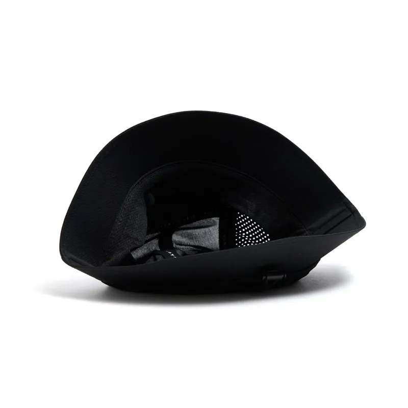 Våga Feather Racing Bucket Hat in Storm Black -2