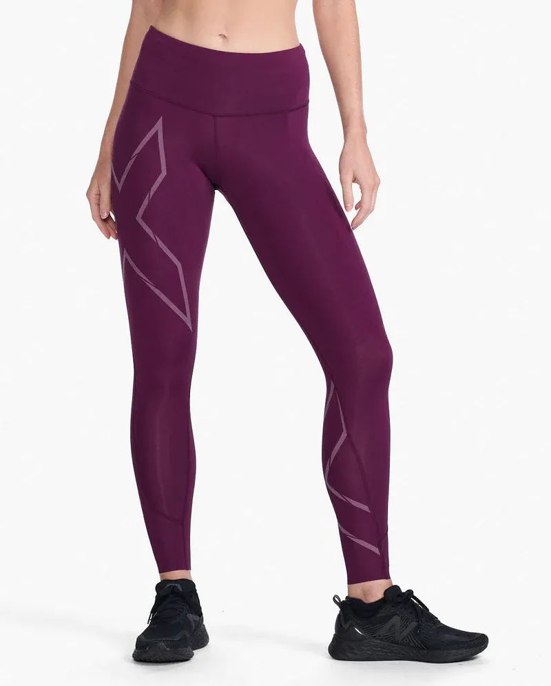 2XU Women's Light Speed Mid-Rise Compression Tight in Beet/Beet Reflective