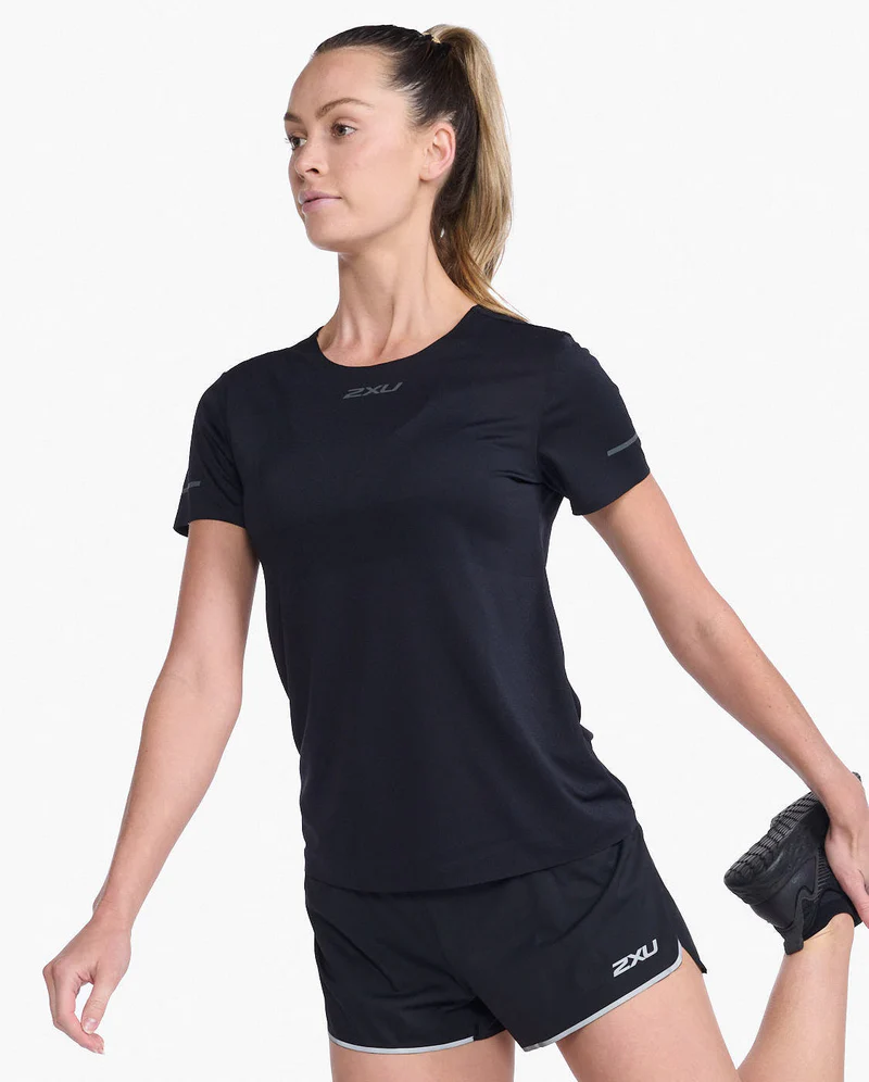 2XU Light Speed Tech Tee Women's Running T-Shirt in Black/Black Reflective-3