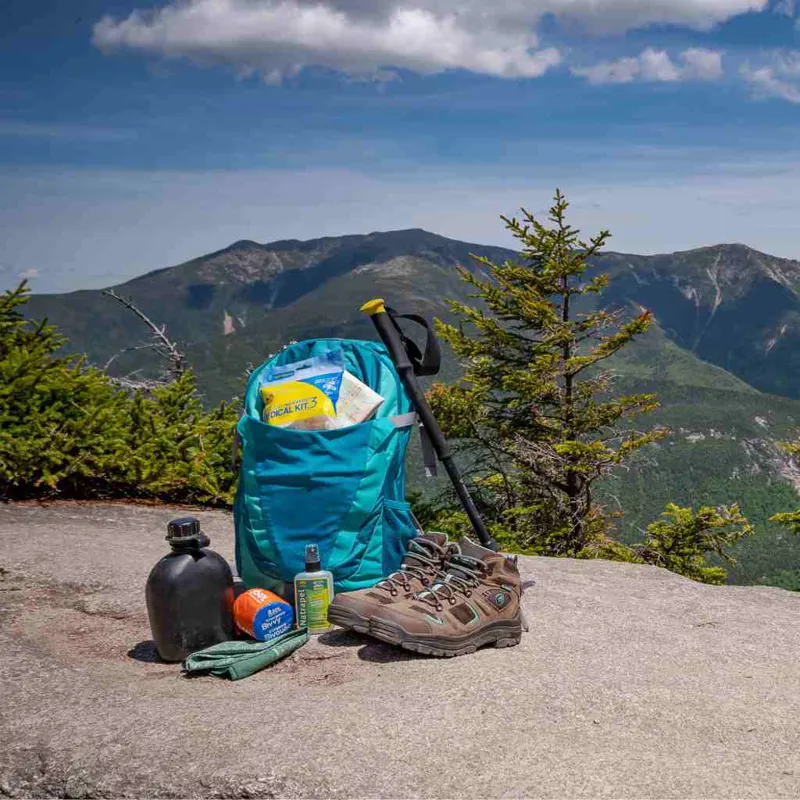 Adventure Medical Kits Ultralight/Watertight Medical Kit .3-5