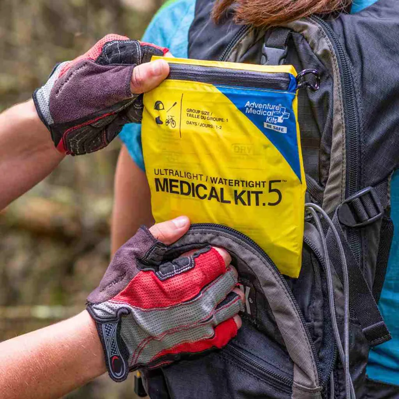 Adventure Medical Kits Ultralight/Watertight Medical Kit .5 -4