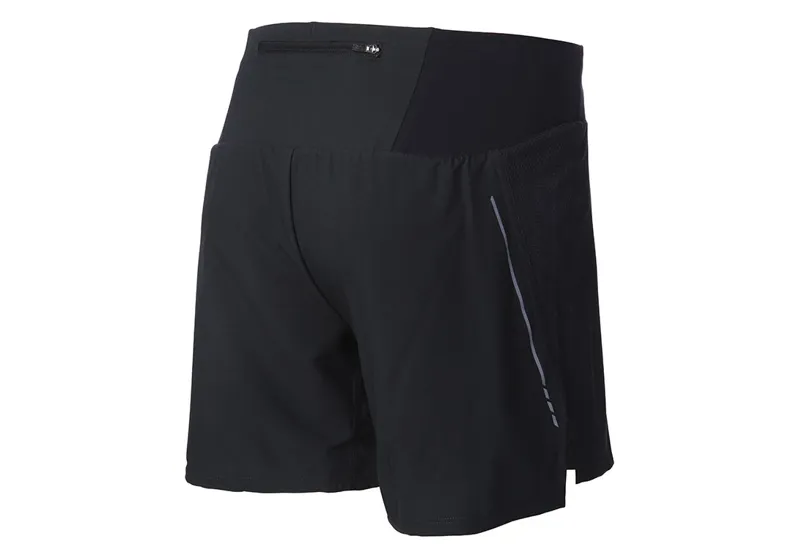 Inov8 Race Elite 6-inch Men's Short in Black-1