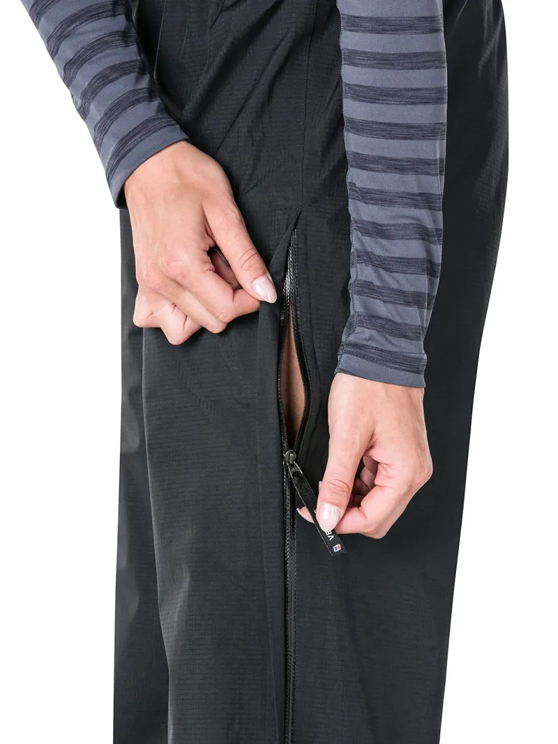 Berghaus Paclite Overtrousers in Black-2