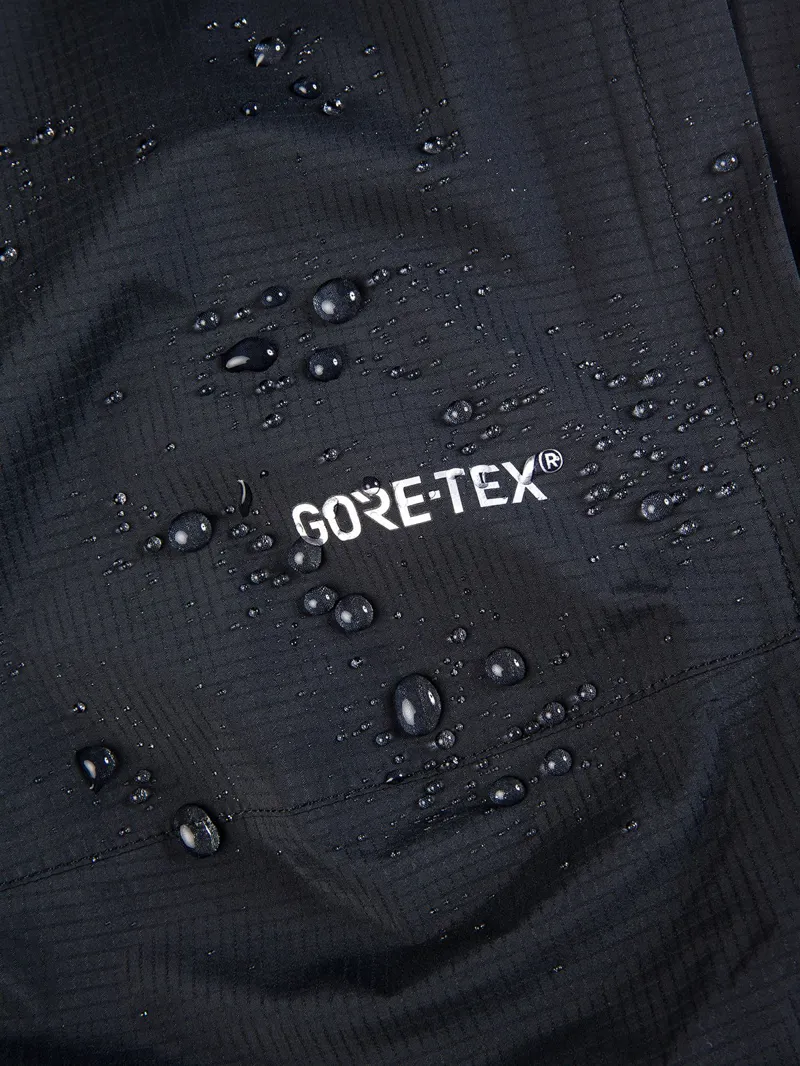 Berghaus Paclite Overtrousers in Black-3