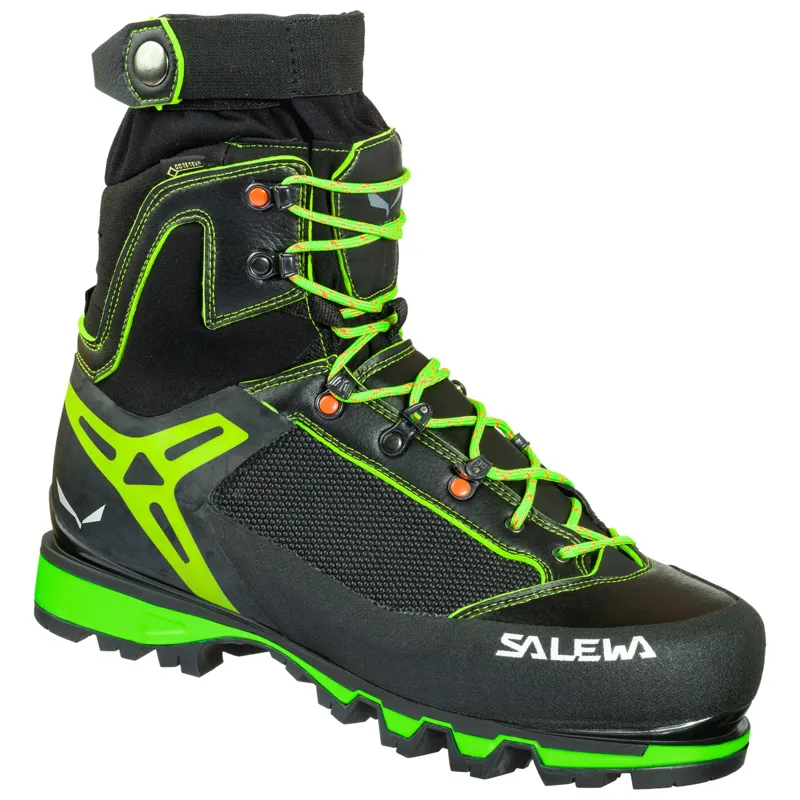 Salewa Vultur Vertical GTX B3 Mountain Boot in Black and Green