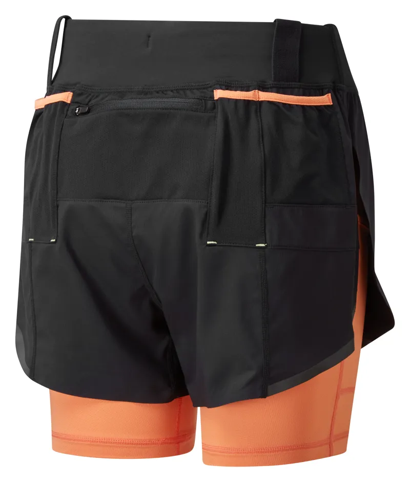 Ronhill Women s Tech Ultra Twin Short in Black Peach