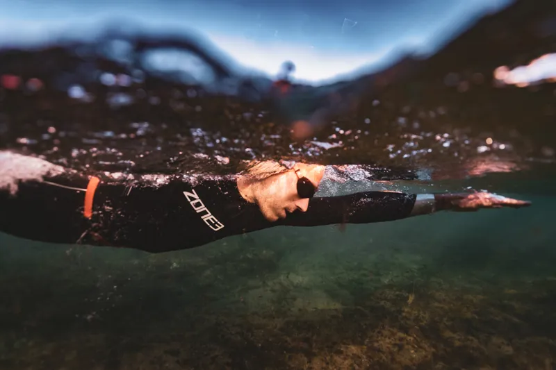 Zone3 Mens Agile Wetsuit in Black/Silver/Gunmetal-10