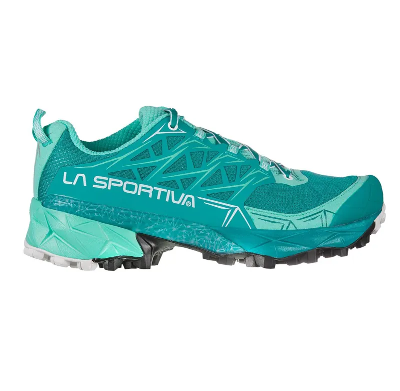 Akyra trail running hotsell