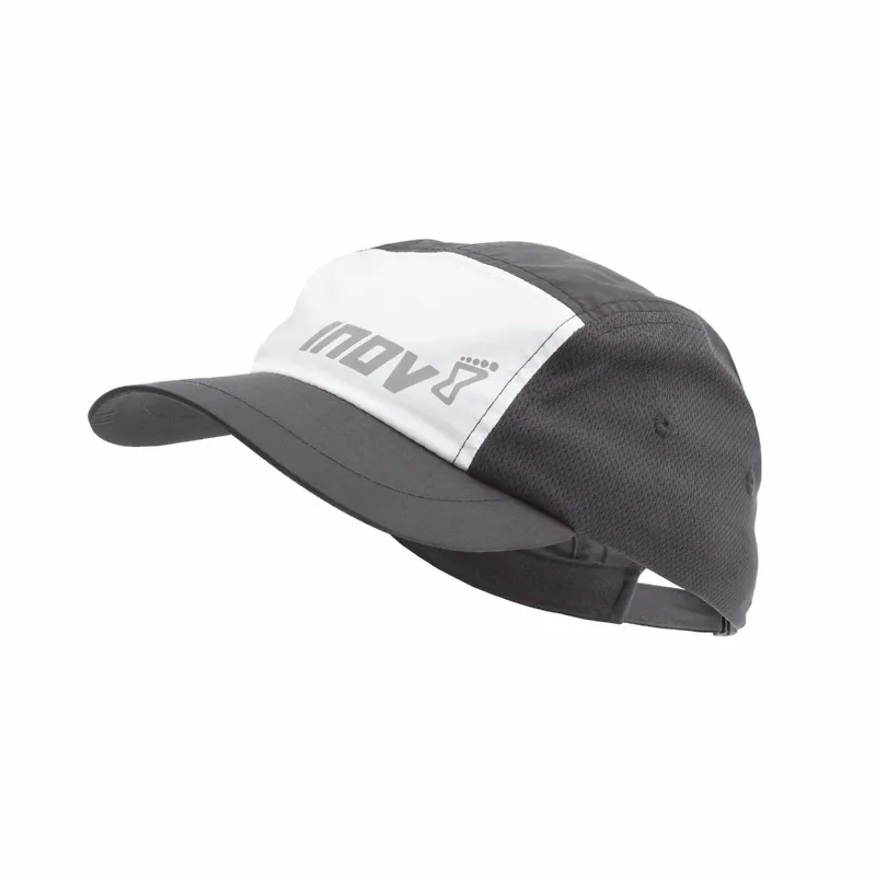 Inov8 All Terrain Peak Running hat in Black and White