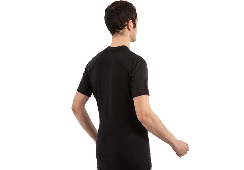 Inov8 Merino Mens SS Baselayer in Black-3