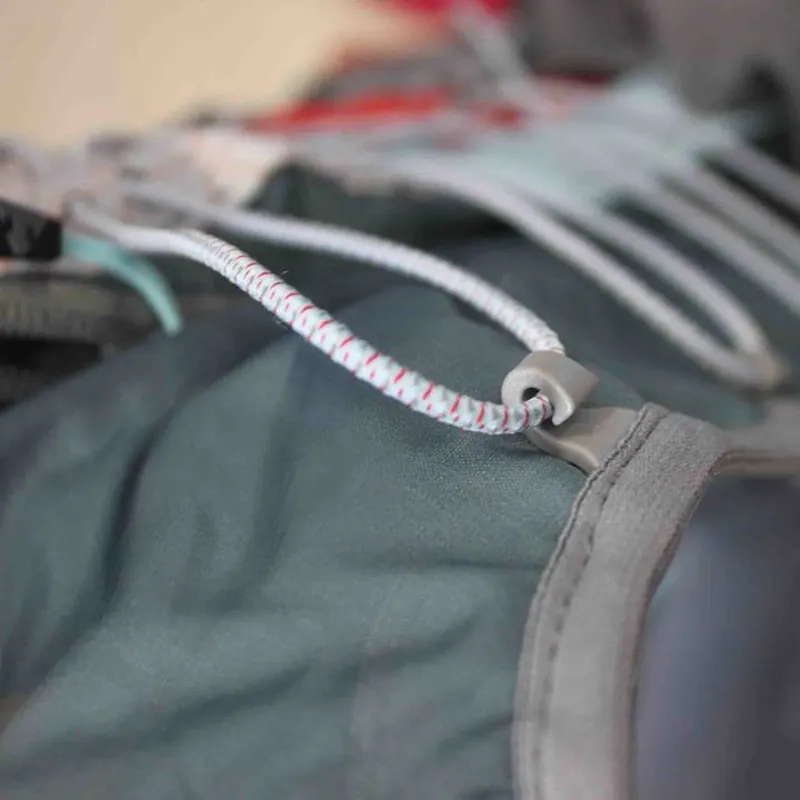 Raidlight Responsiv 18L Running Pack in Grey-12