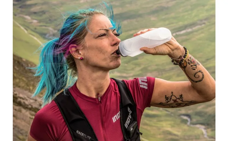 Inov8 Bottle in Clear/Black-2