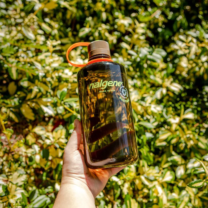 Nalgene Narrow Mouth Tritan Sustain 1L/32oz Water Bottle in Woodsman-3
