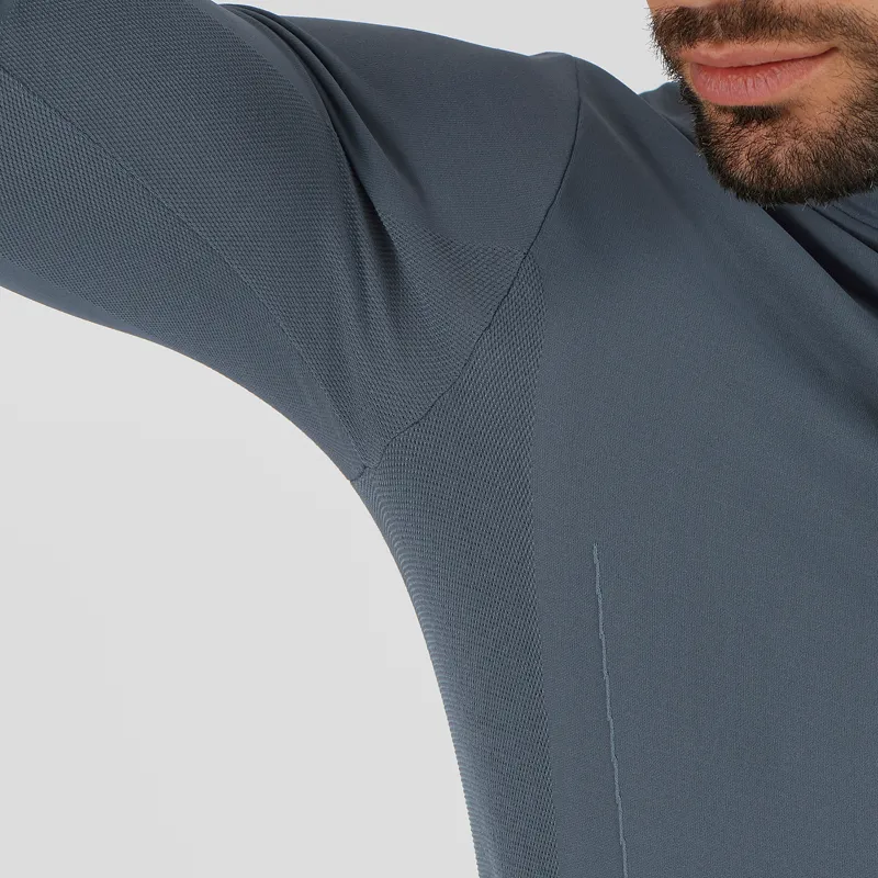 Salomon Explore Seamless Half Zip Mens Midlayer in Ebony-7