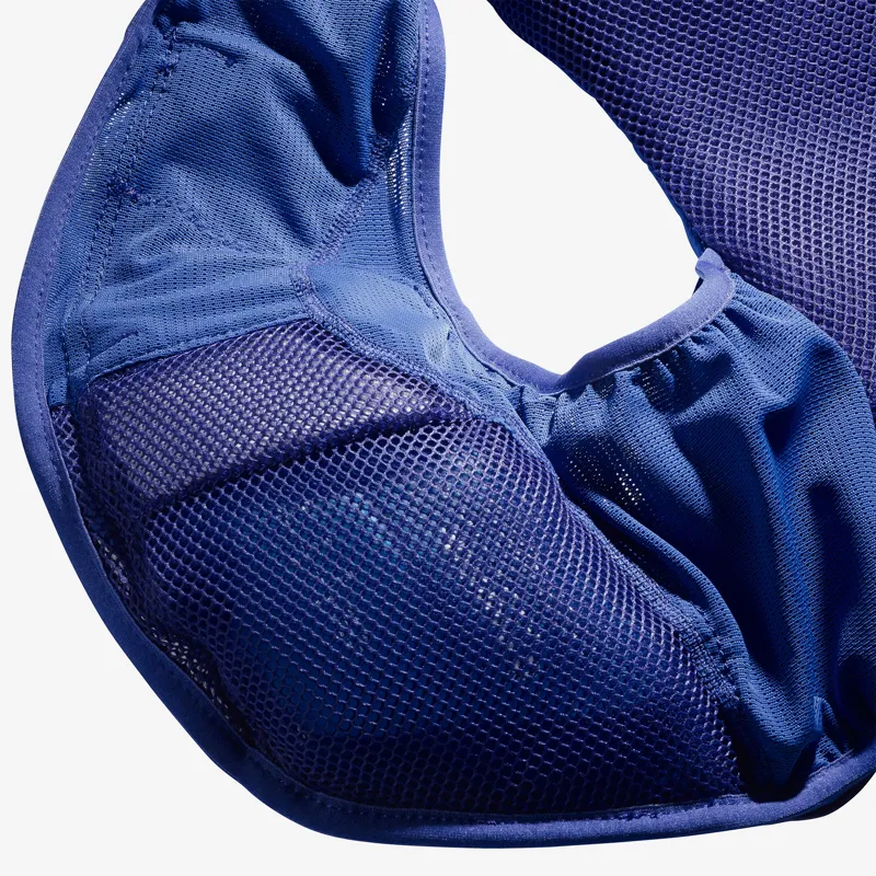 Salomon ADV Skin 8 Set Womens Running Vest in Clematis Blue/Alloy-8