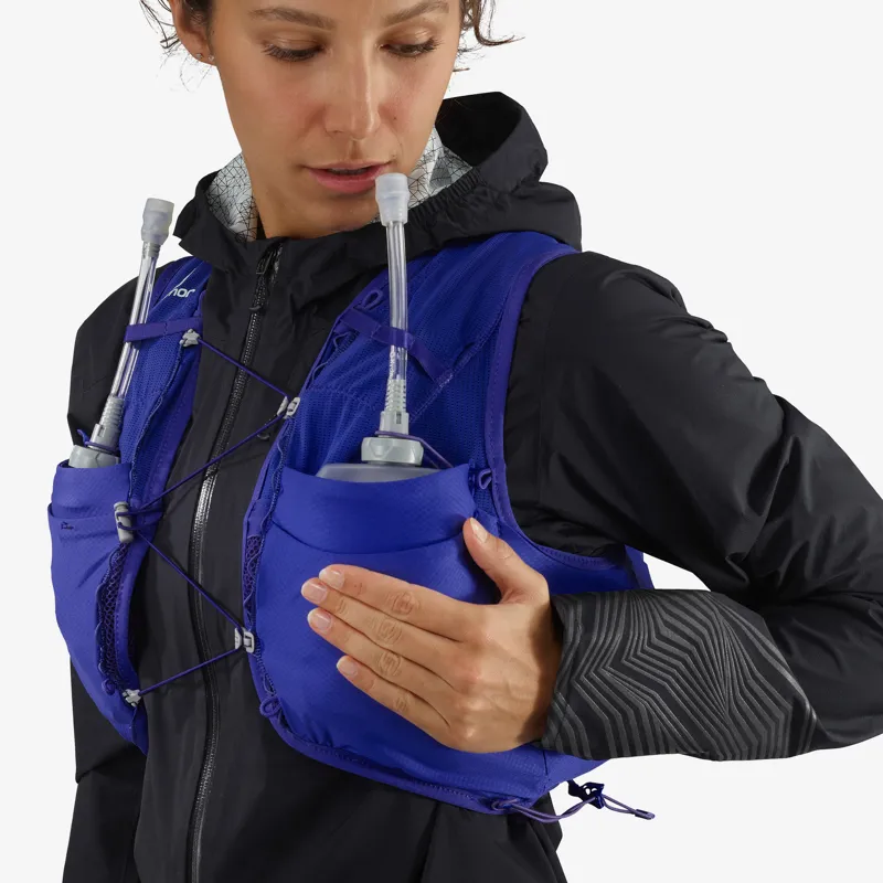 Salomon ADV Skin 8 Set Womens Running Vest in Clematis Blue Alloy