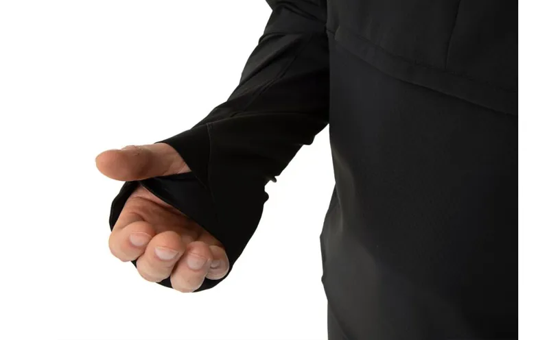 Inov8 Softshell HZ Thermal Running Jacket in Black-6