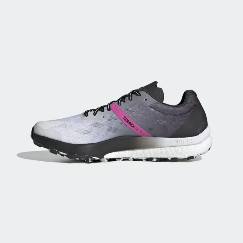 あきシャトル120個 adidas Originals ZX500 OG BOOST Gets Updated | Hypebeast