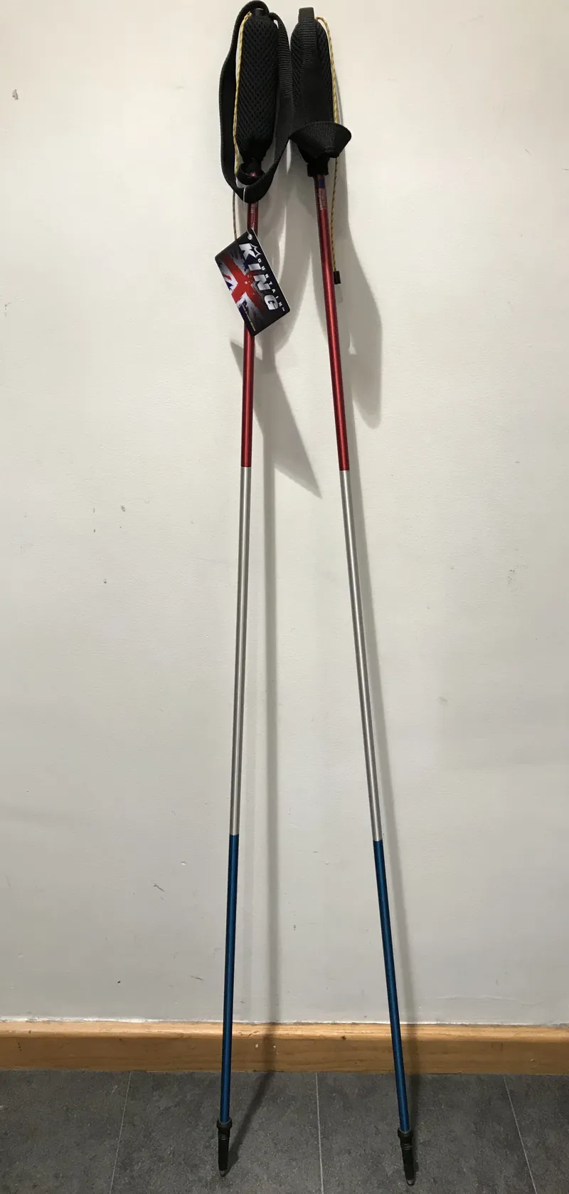 Mountain King Trail Blaze 125cm 3 Piece Stick in Red/Silver/Blue