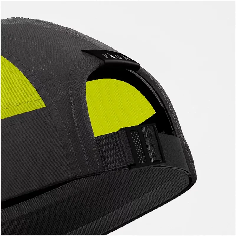 Våga Running Cap in Black/Neon Yellow-6