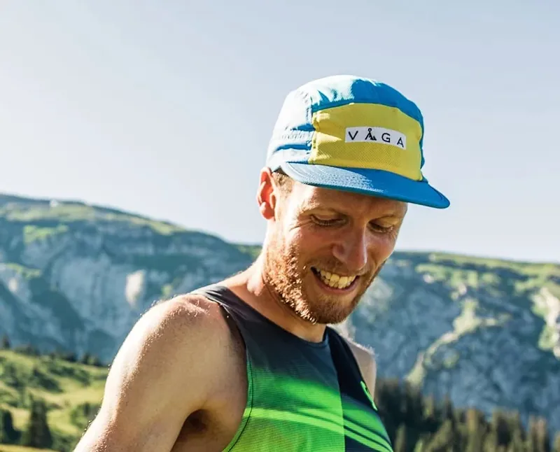 Våga Running Cap in Blue/Blue/Yellow-4