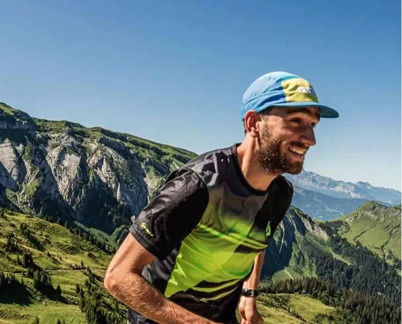 Våga Running Cap in Blue/Blue/Yellow-5