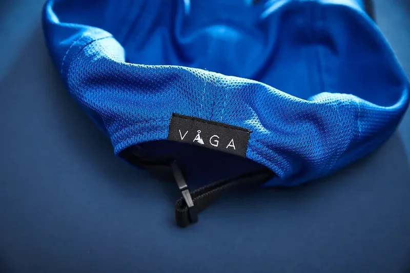Våga Night Club Running Cap in Royal Blue-8