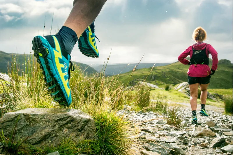 Inov8 Trailfly G 270 Women's Trail Running Shoe in Blue/Yellow-7