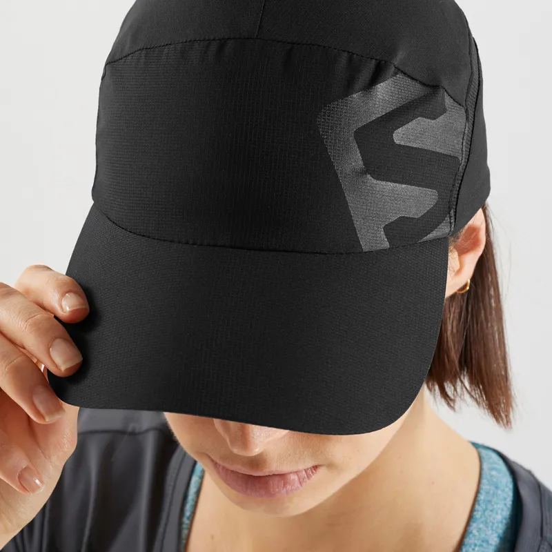 Salomon XA Cap in Black/Shiny Black-1