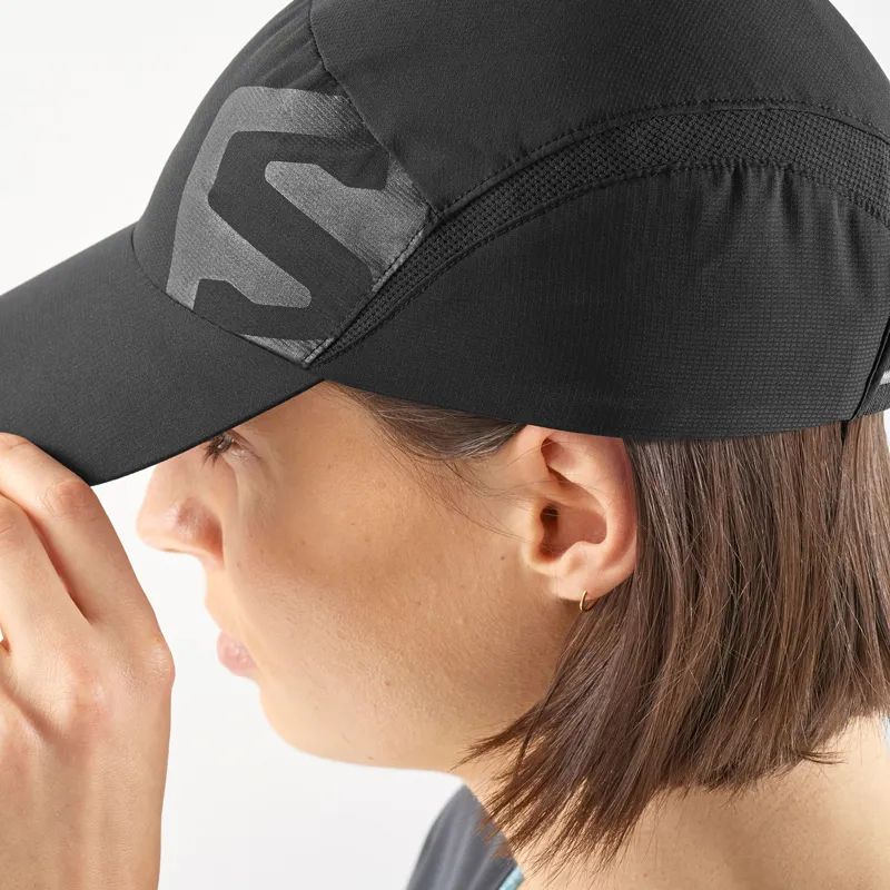 Salomon XA Cap in Black/Shiny Black-2