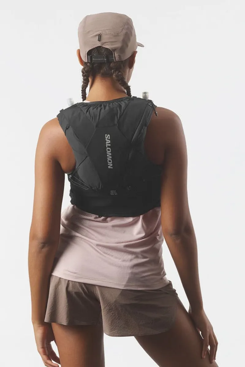 Salomon ADV Skin12 Women's Running Pack in Black/Asphalt-3