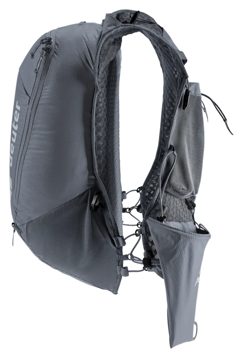 Deuter Ascender 13 Unisex Running Pack in Black-9
