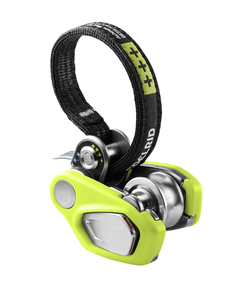 Edelrid Ohmega Climbing Belay Assistant in Oasis-3
