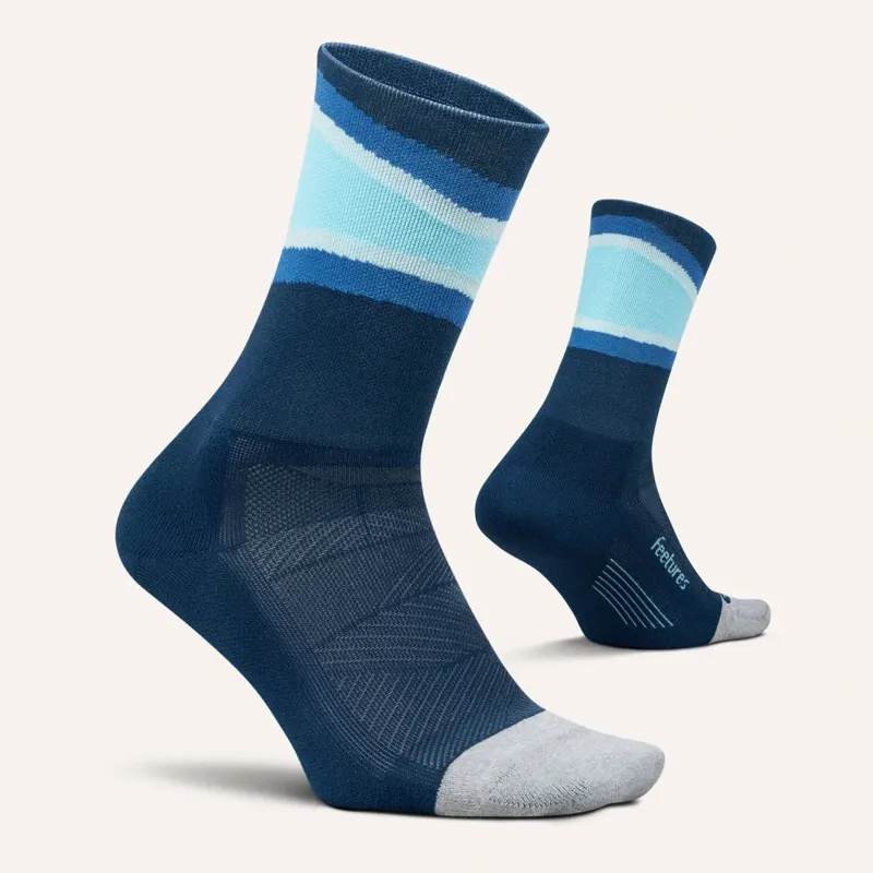 Feetures Elite Light Cushion Mini Crew Running Sock in Blue Bounce-1
