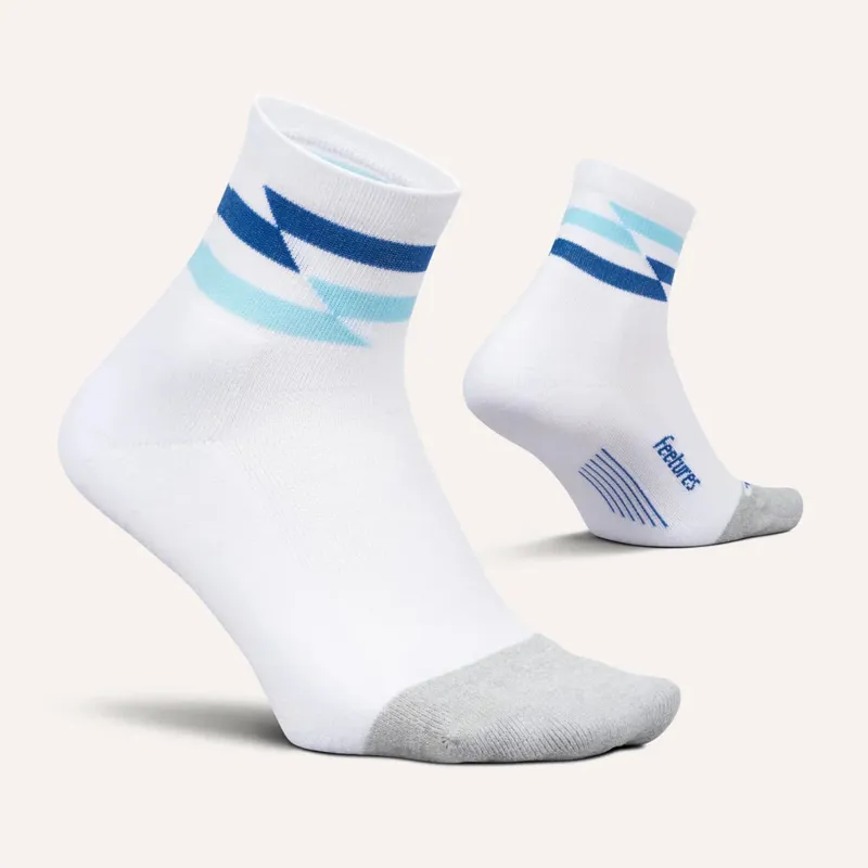 Feetures Elite Light Cushion Quarter Running Sock in White Track-1