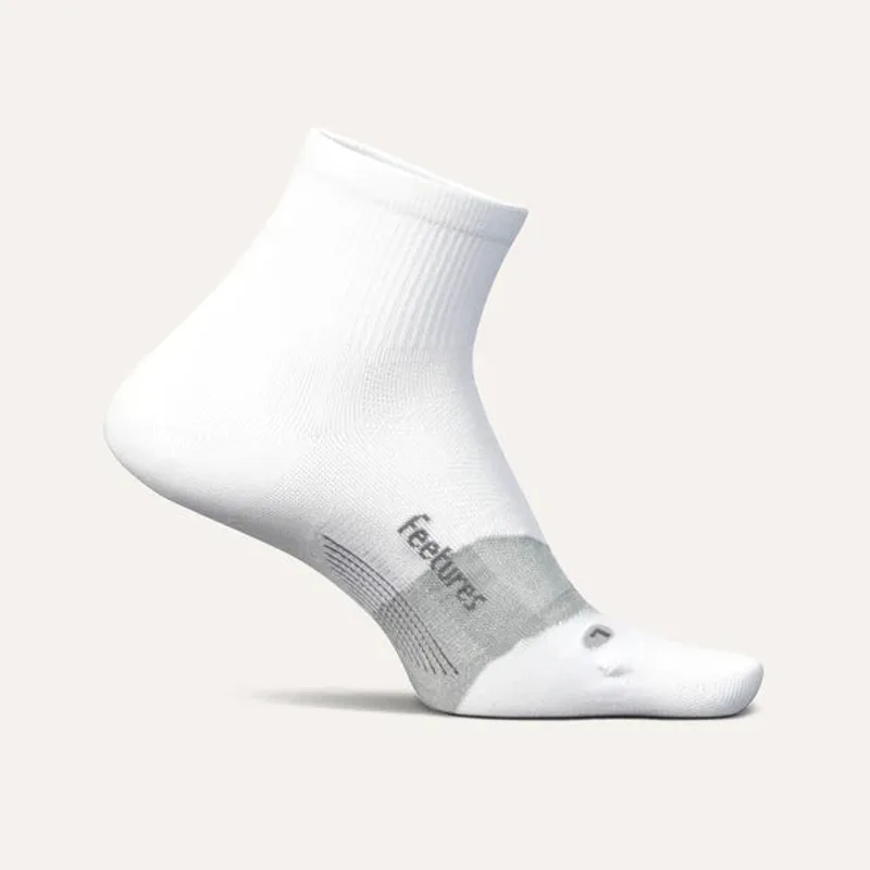 Feetures Elite Ultra Light Cushion Quarter Running Socks in White