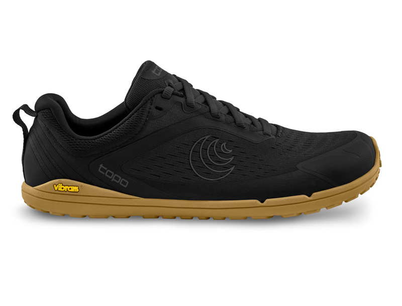 Topo Athletic Connect Men's Barefoot Shoe in Black/Gum
