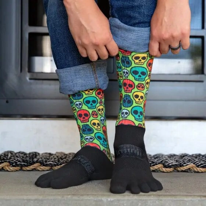 Injinji Trail Midweight Crew Women's Running Sock in Grim-1