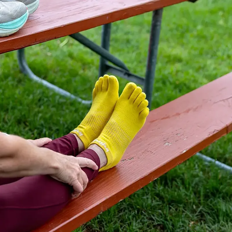 Injinji Women's Run Lightweight No-Show Socks in Lemon-2