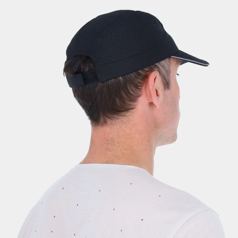 Inov8 Active Cap in Black-1