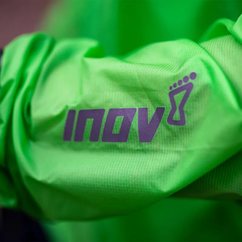 Inov8 Windshell FZ 2.0 Men's Windproof Running Jacket in Green-12