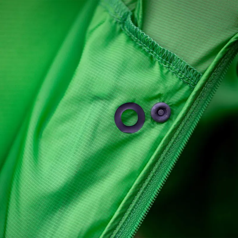 Inov8 Windshell FZ 2.0 Men's Windproof Running Jacket in Green-8