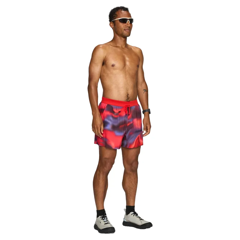 Janji 5' AFO Middle Men's Running Shorts in Cherry Funk-2