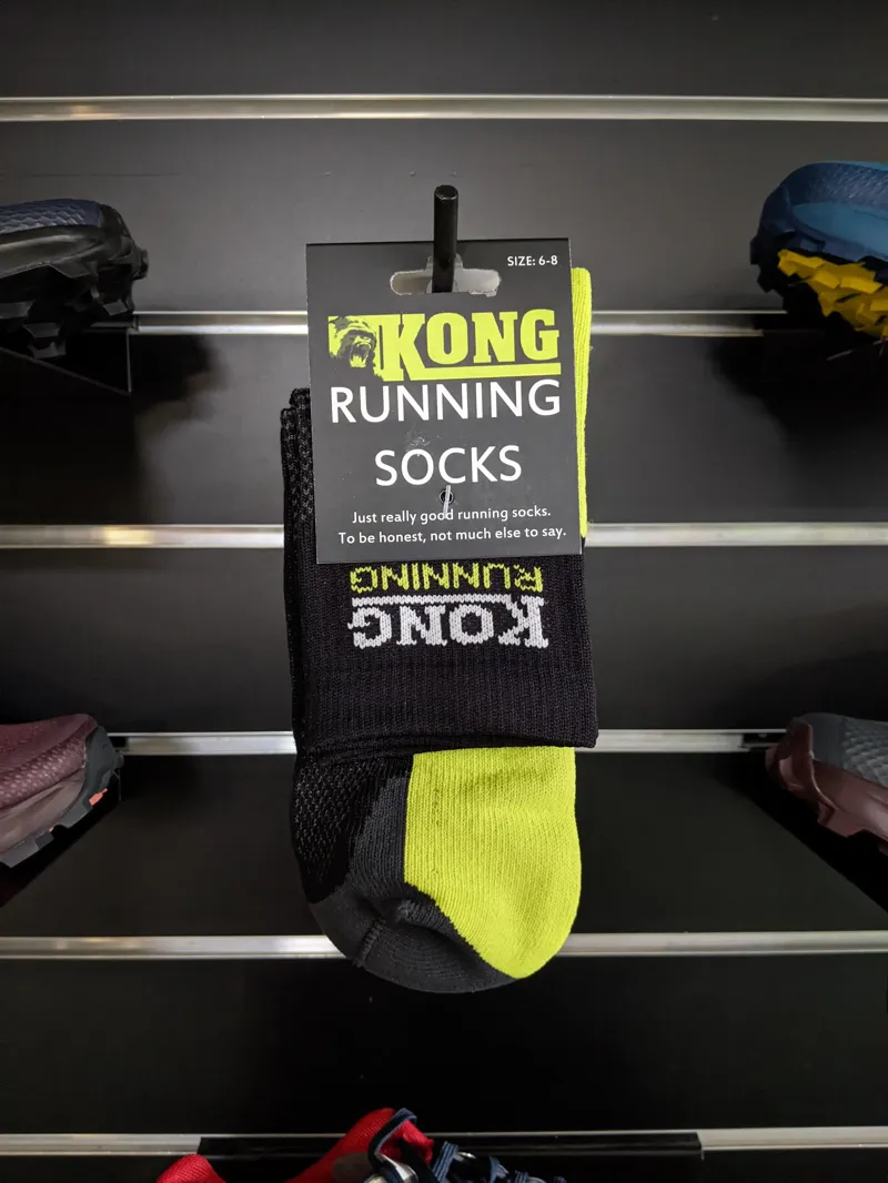 Kong Running Socks in Black/Green