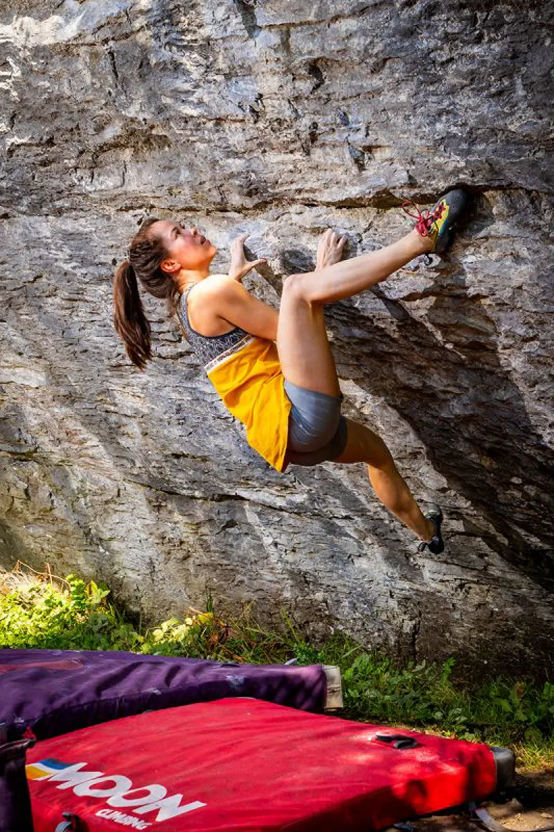 Women's on sale climbing shorts
