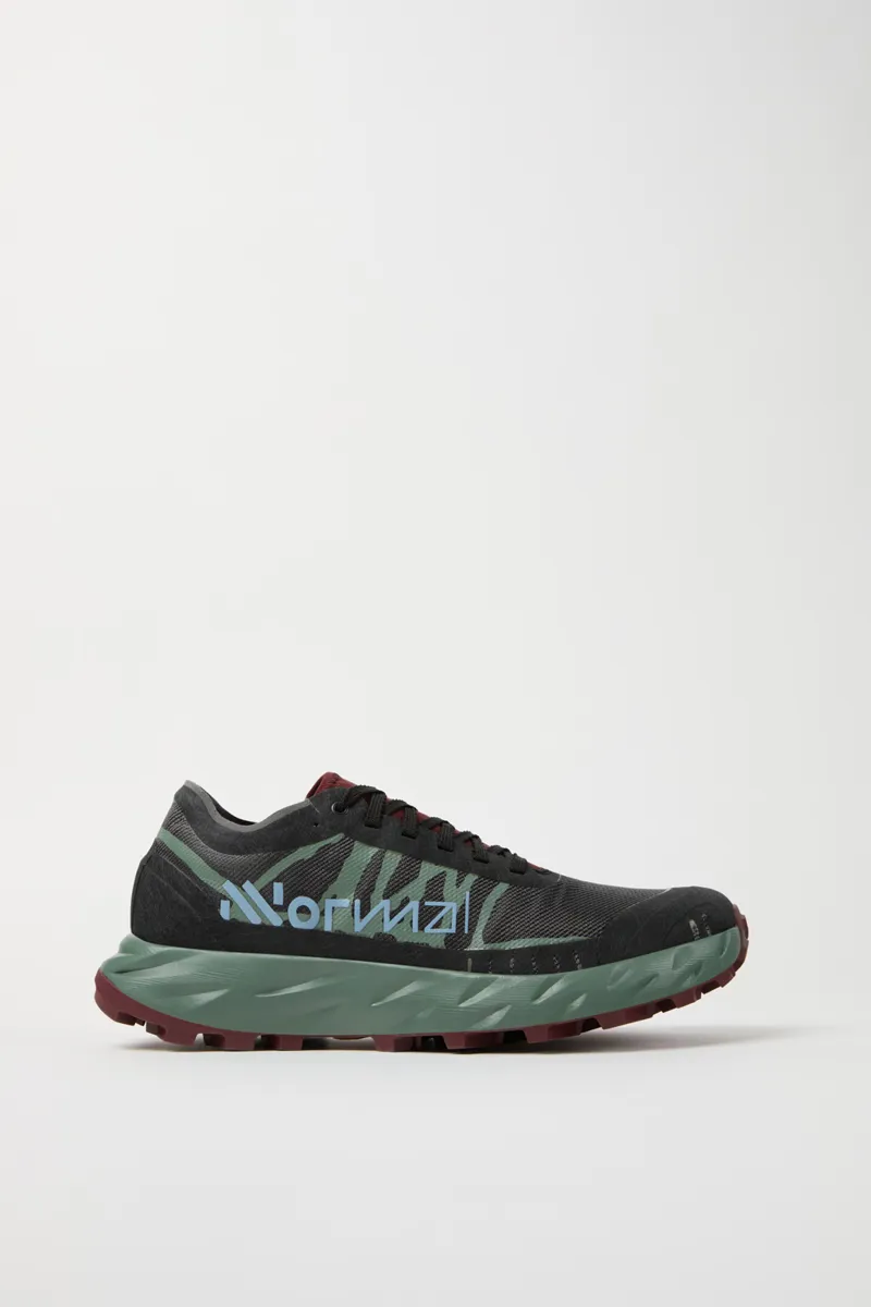 Nnormal Kjerag Brut Unisex Trail Running Shoe in Red/Green