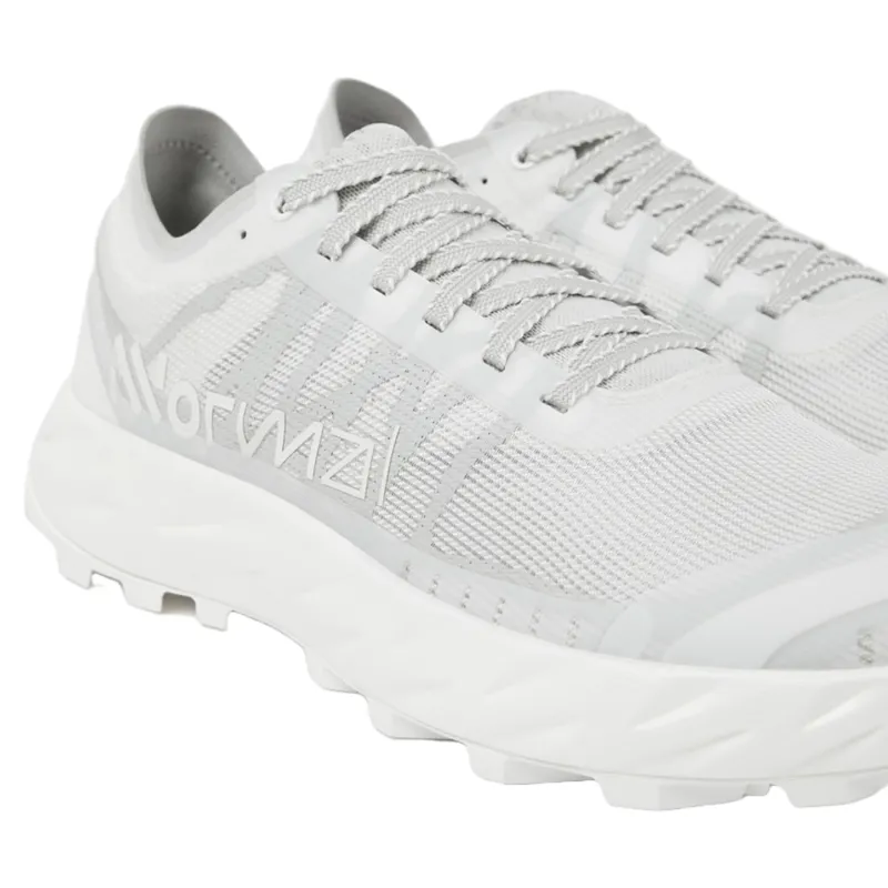 Nnormal Kjerag Brut Unisex Trail Running Shoe in White-3