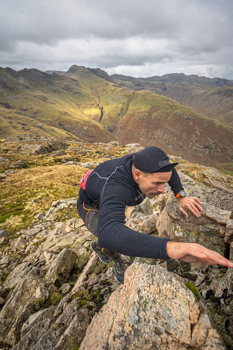 OMM Core Fleece Jacket Men's Thermal Running Top in Black-2