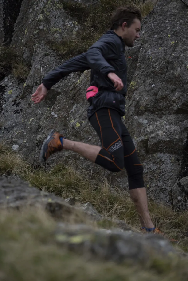 OMM SuperSonic Smock Mens Insulation Windproof Shell in Black-2