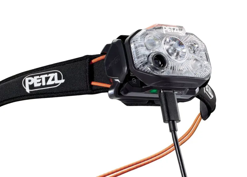 Petzl Swift RL 1200 Headlamp in Black/Orange-2